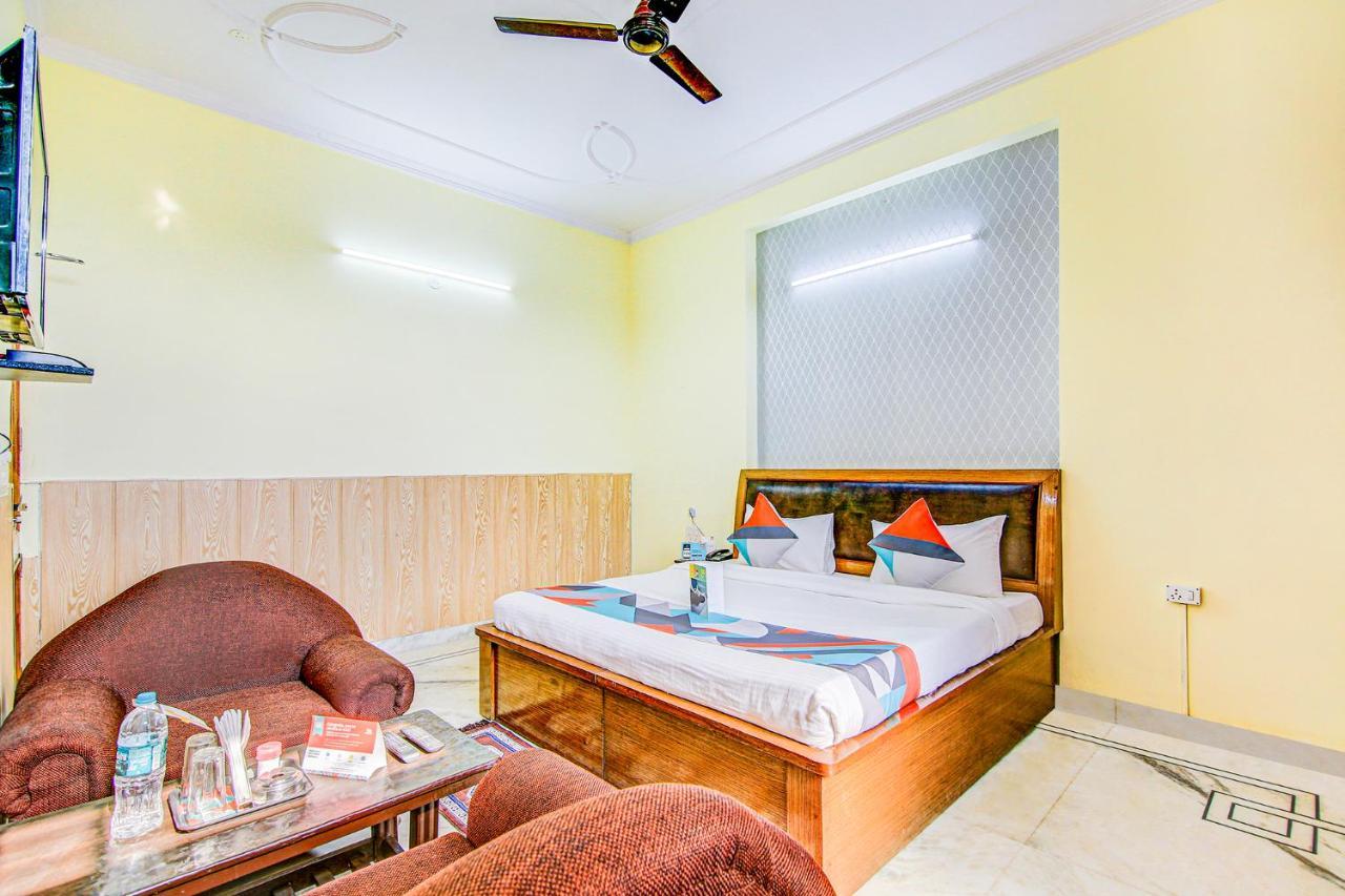 Fabexpress Royal Ashray Hotel Noida Ngoại thất bức ảnh