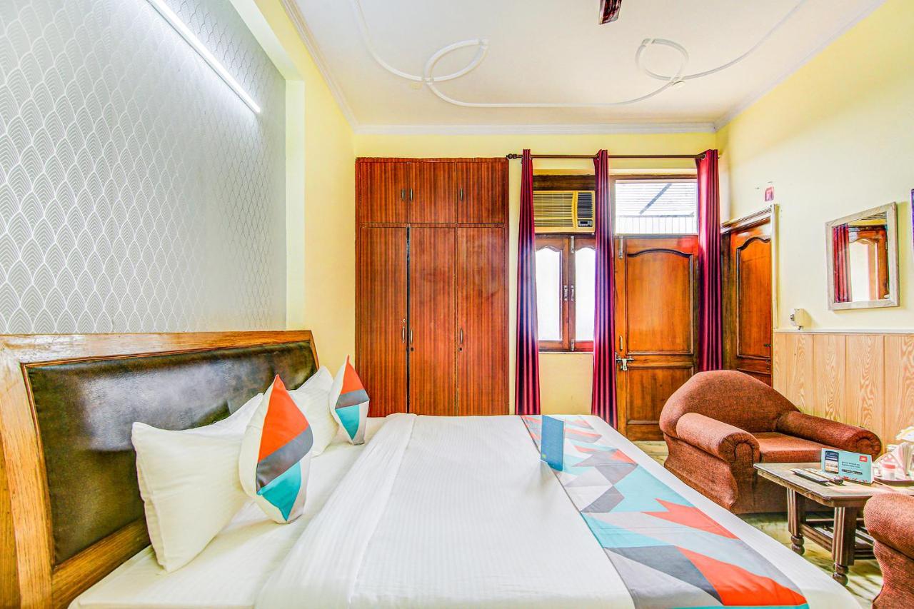 Fabexpress Royal Ashray Hotel Noida Ngoại thất bức ảnh