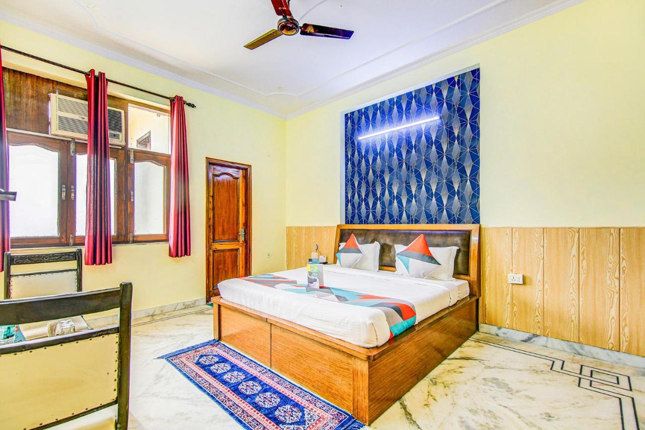 Fabexpress Royal Ashray Hotel Noida Ngoại thất bức ảnh